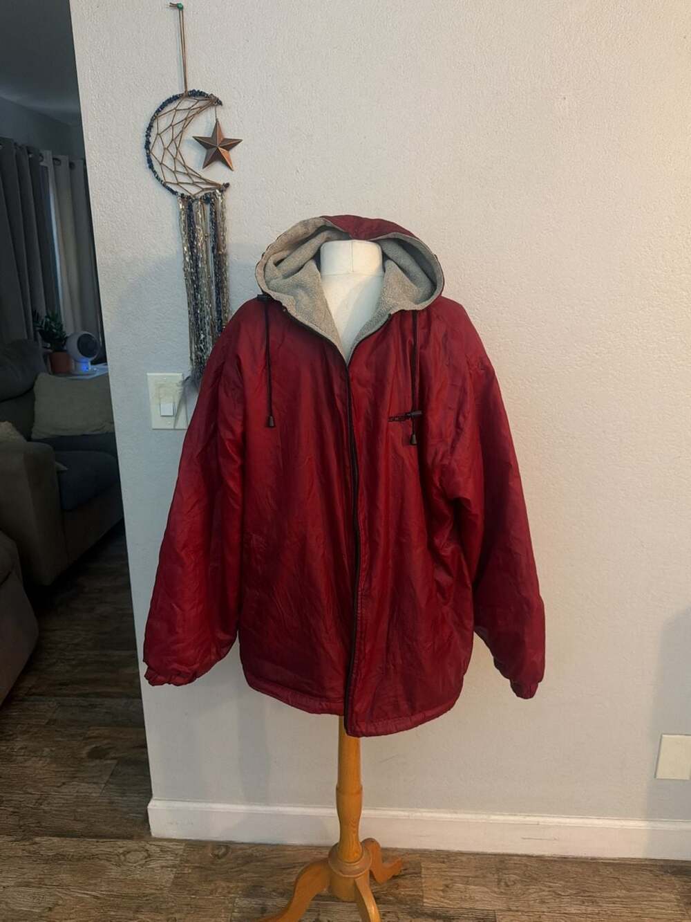 Akwa Sport Zip Jacket Size L Red Fleece Lined Hooded